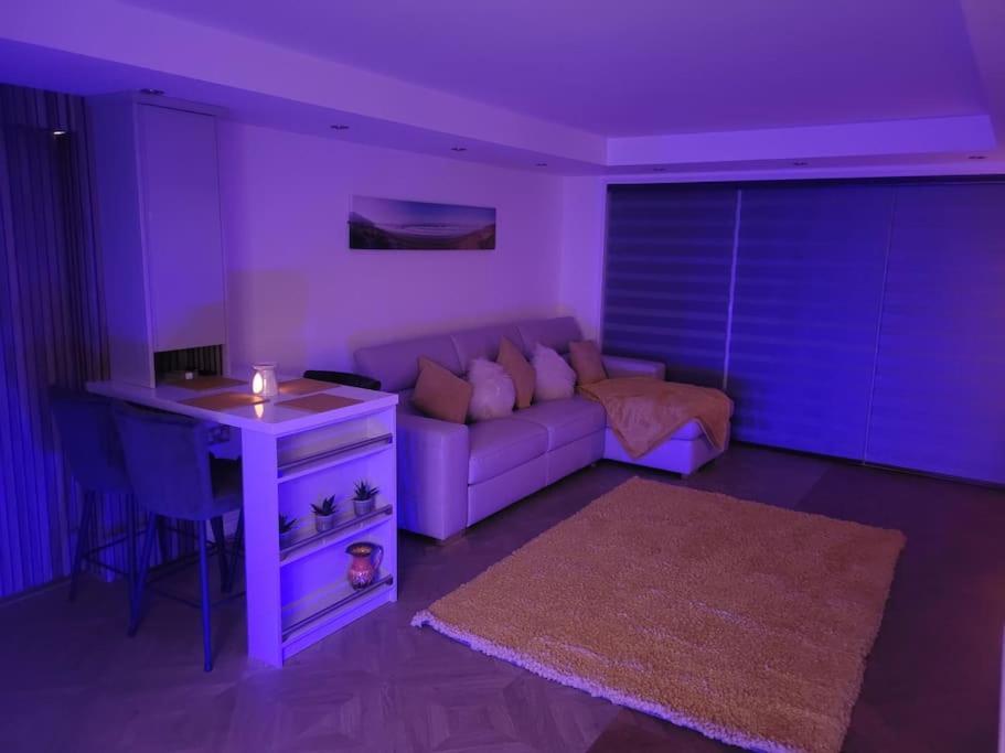 Sister'S Studio Llanelli Kültér fotó